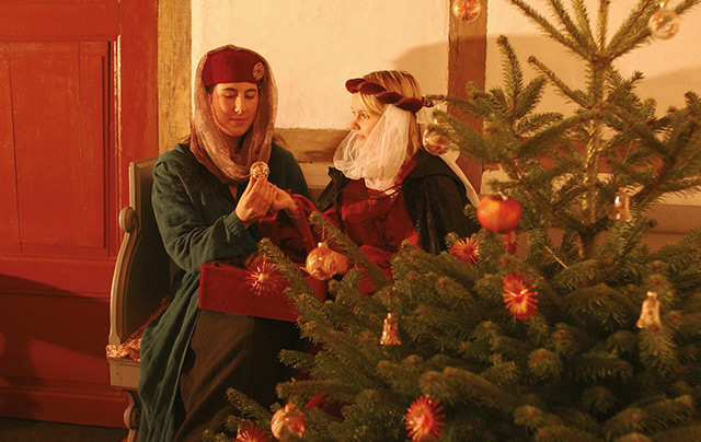 Traditioneller Christbaumschmuck